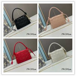 Picture of Dior Lady Handbags _SKUfw141270106fw
